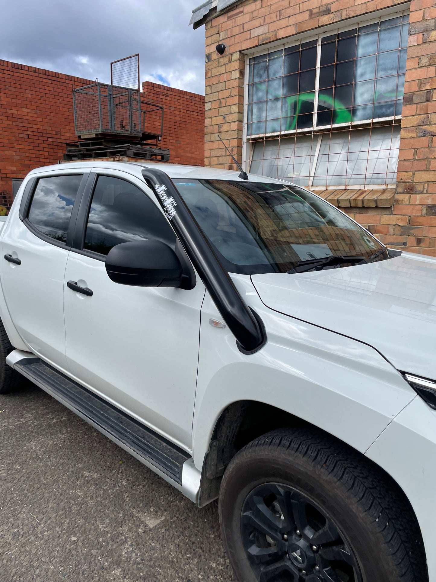Mitsubishi MR Triton 4" Short-Entry Stainless Snorkel