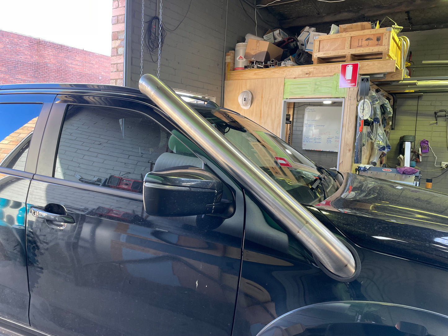 Isuzu DMAX 2020-Current Year, 4" Short-Entry Snorkel