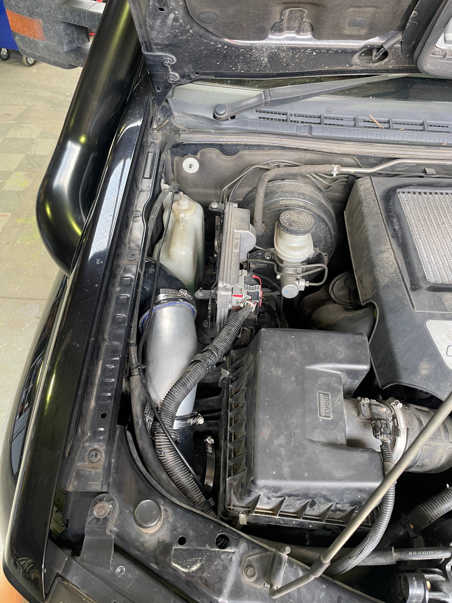 Holden RC Colorado 4" Mid-Entry Stainless Snorkel