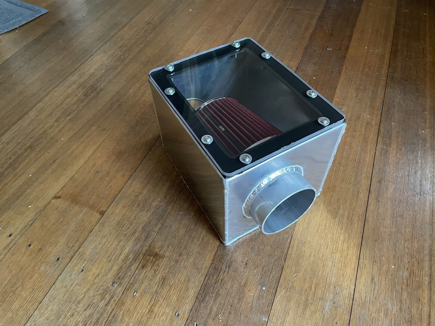 4” clear lid universal air box