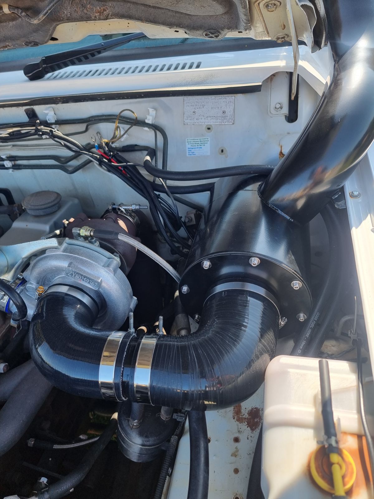 Nissan GQ Patrol Bonnet Entry 4" Stainless Snorkel