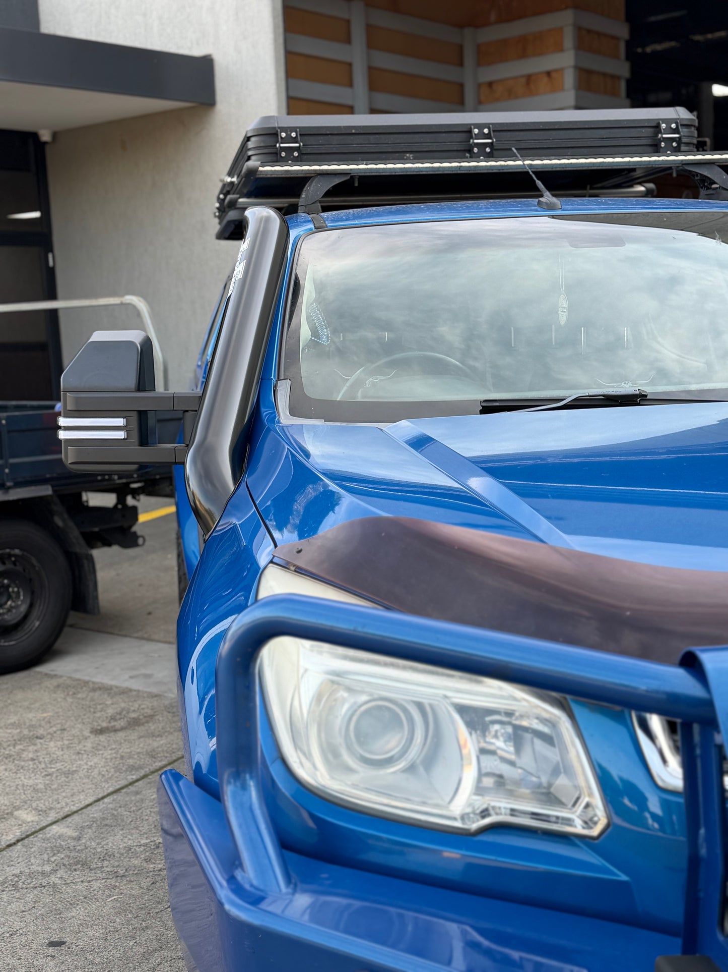 Holden RG Colorado/Colorado 7, 4" Short-Entry Stainless Snorkel