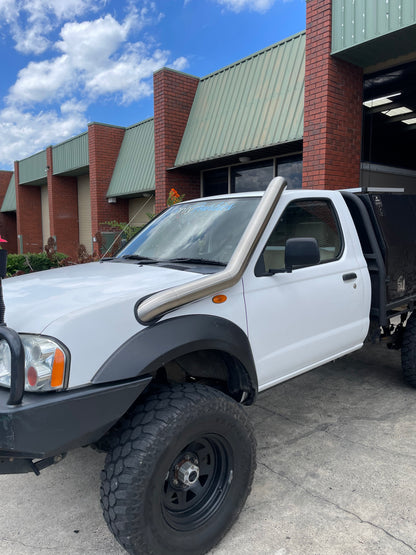 D22 Nissan Navara Mid-Entry Stainless Snorkel