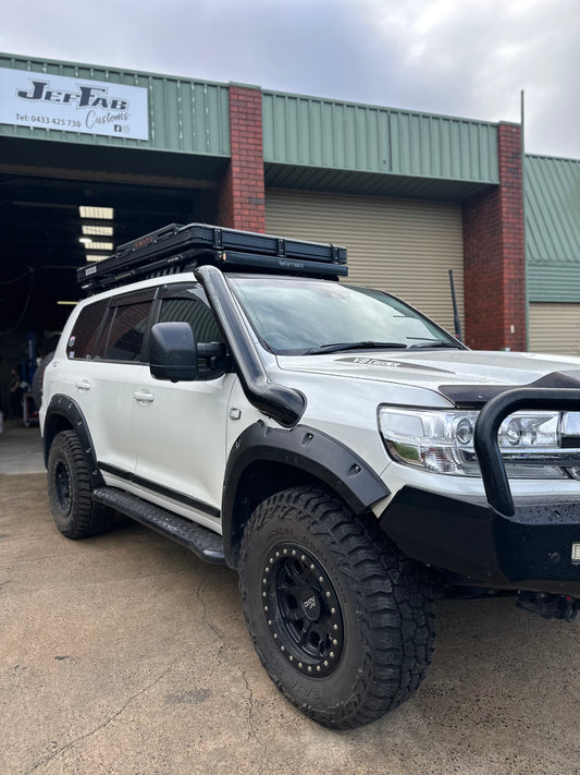 200 Series Toyota Land Cruiser, 5" Mid-Entry Snorkel