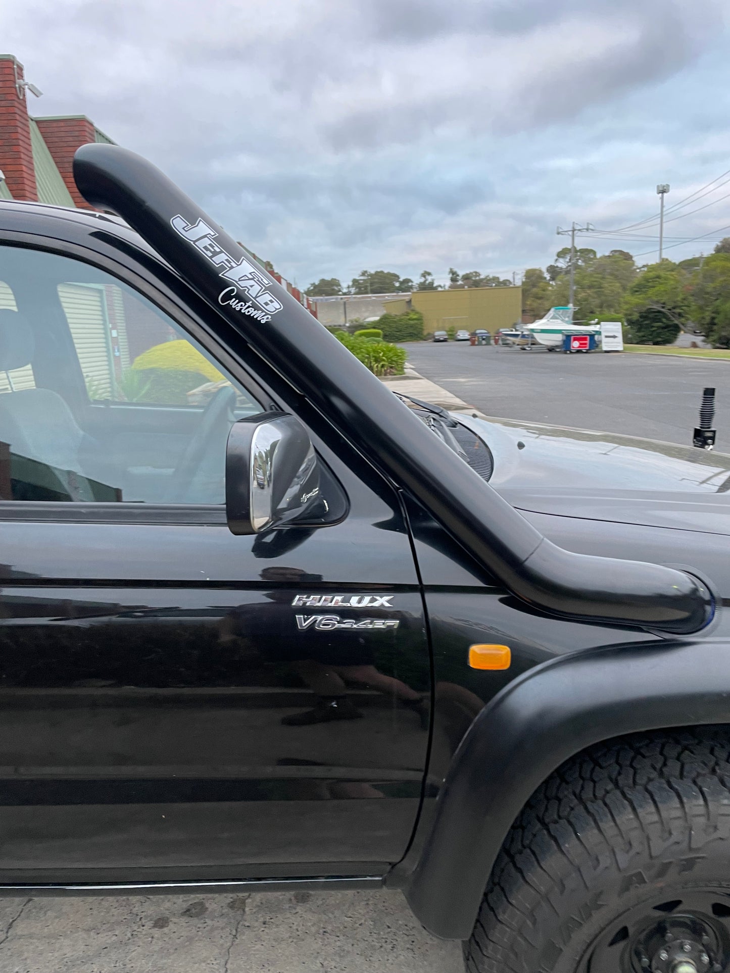 Toyota N60 Hilux Drivers side 4" snorkel