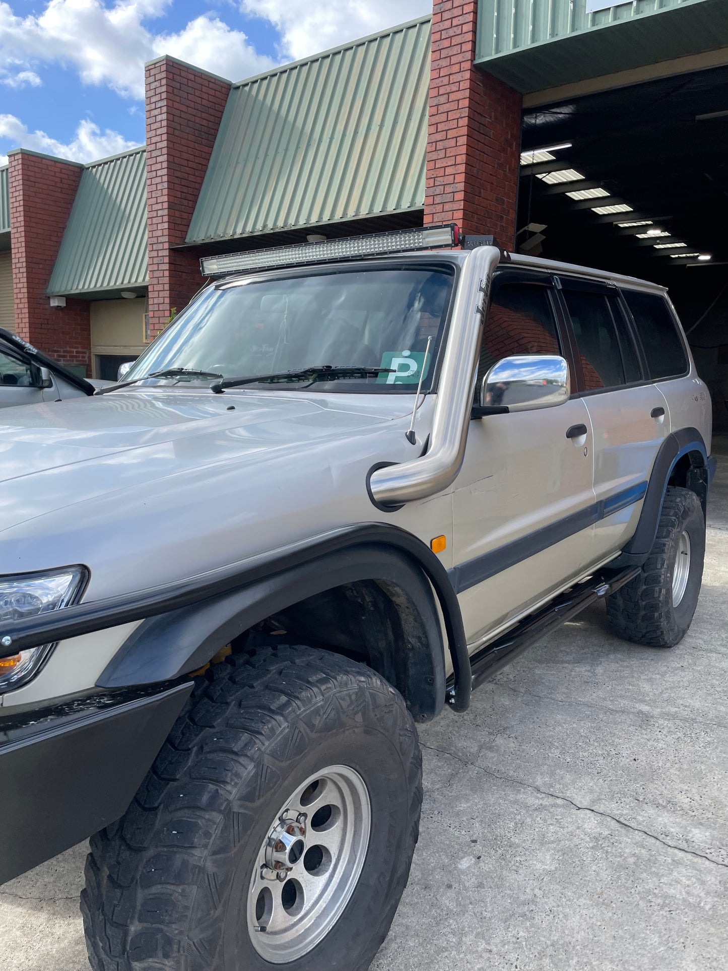 Nissan GU Patrol  4" Passenger Side Mid Entry Stainless Snorkel to suit series 1, 2 & 3