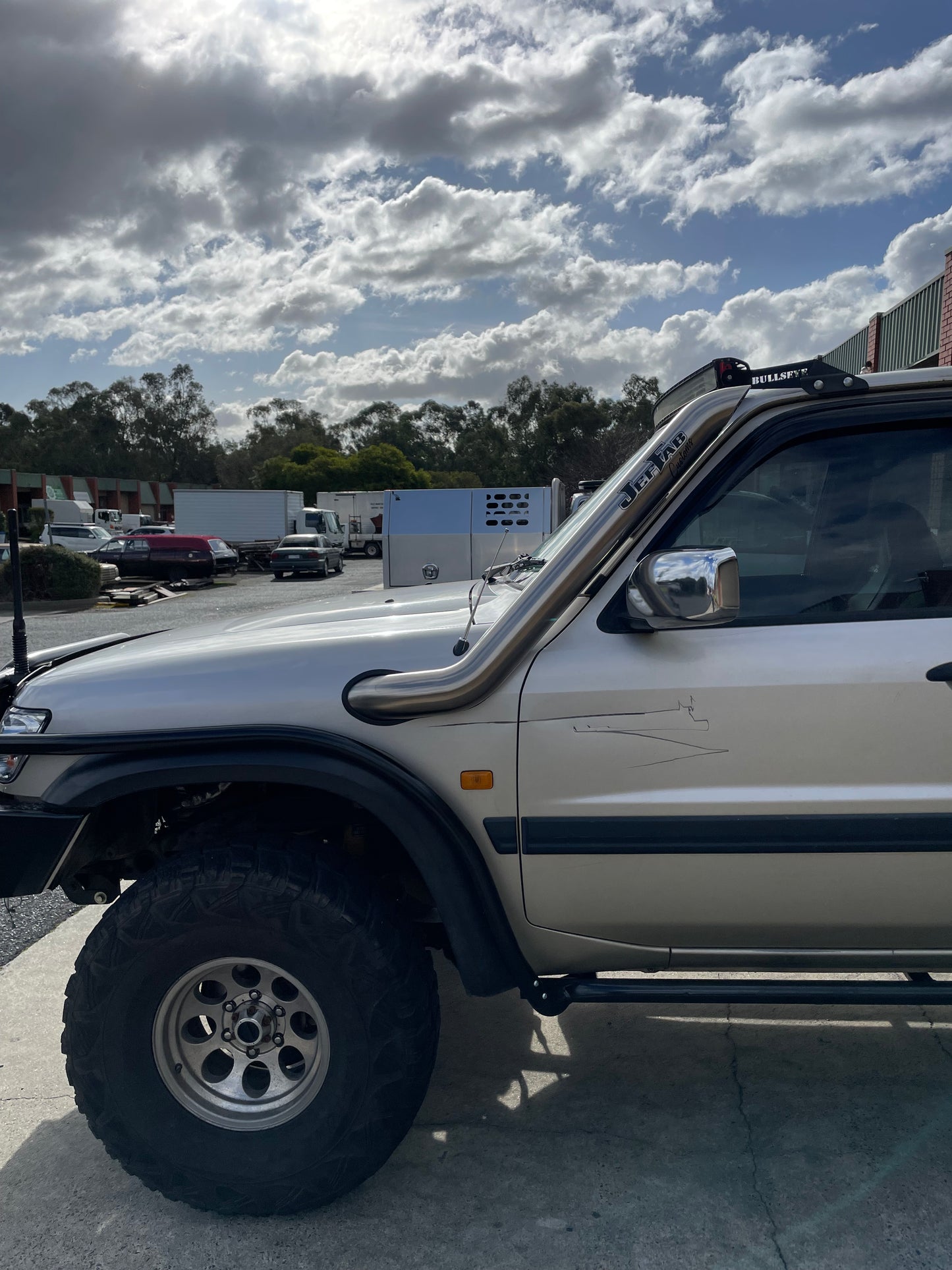 Nissan GU Patrol  4" Passenger Side Mid Entry Stainless Snorkel to suit series 1, 2 & 3