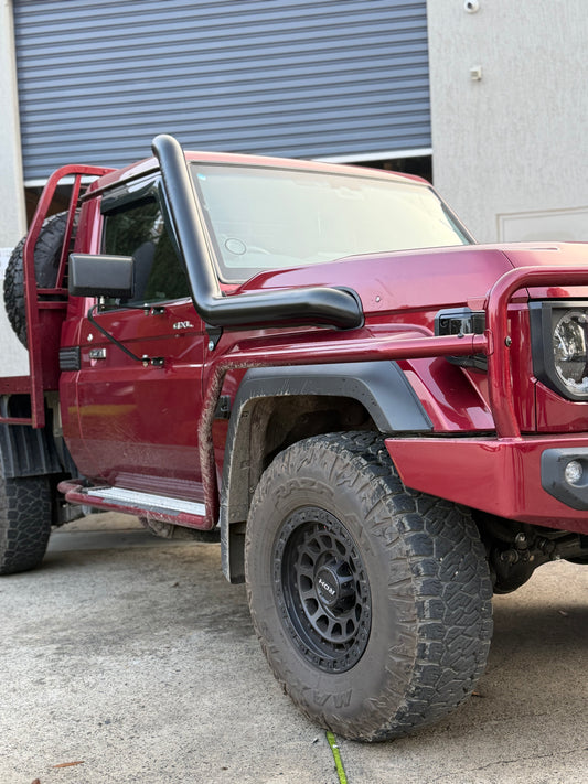 76/78/79 Series Toyota Landcruiser FACELIFT MODEL - 4" Stainless Snorkel