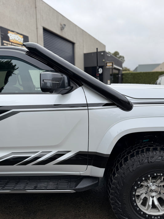 Mitsubishi MV Triton 4" short entry snorkel