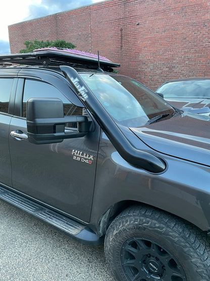 N80 Toyota Hilux 4" Mid-Entry Stainless Snorkel