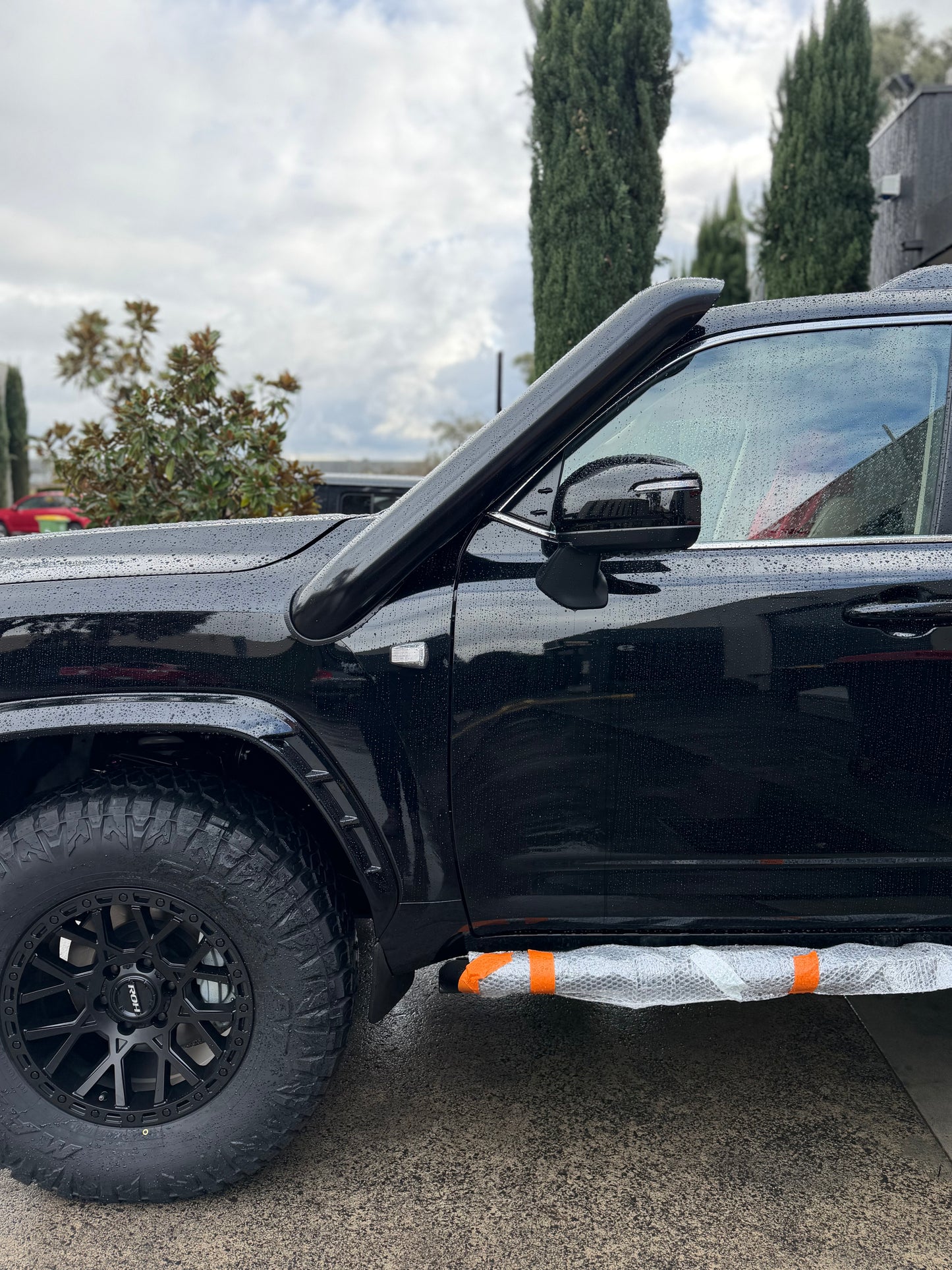 Toyota Landcruiser 300 Series 5" Short Entry Snorkel
