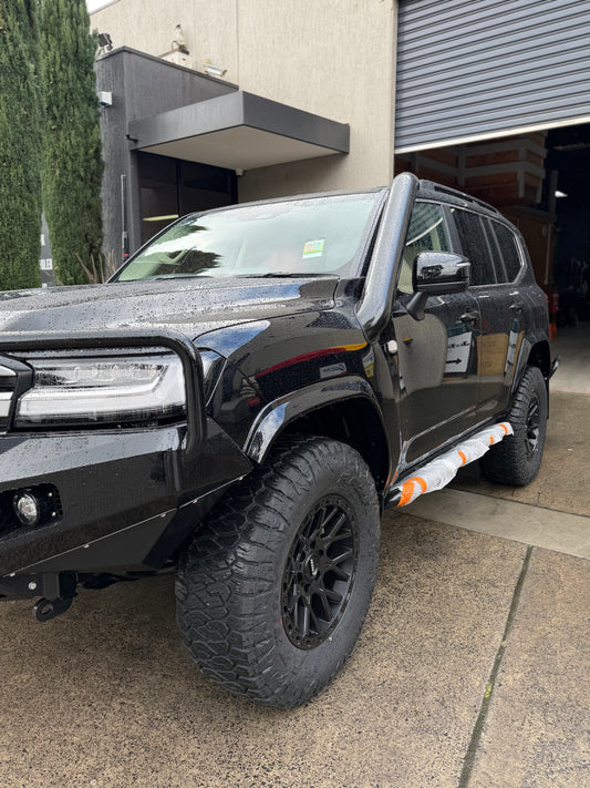 Toyota Landcruiser 300 Series 5" Short Entry Snorkel