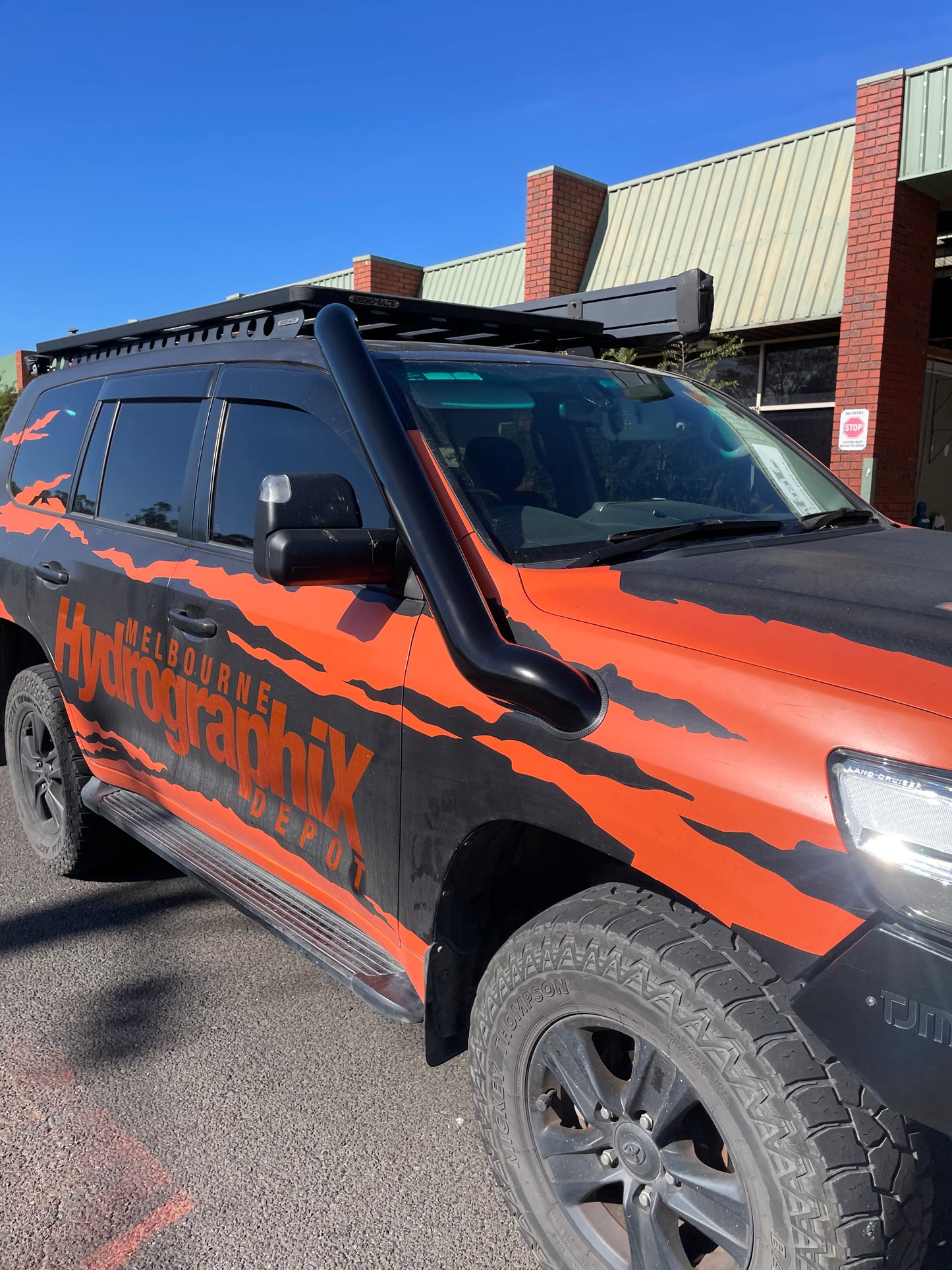 200 Series Toyota Land Cruiser, 4" Mid-Entry Snorkel