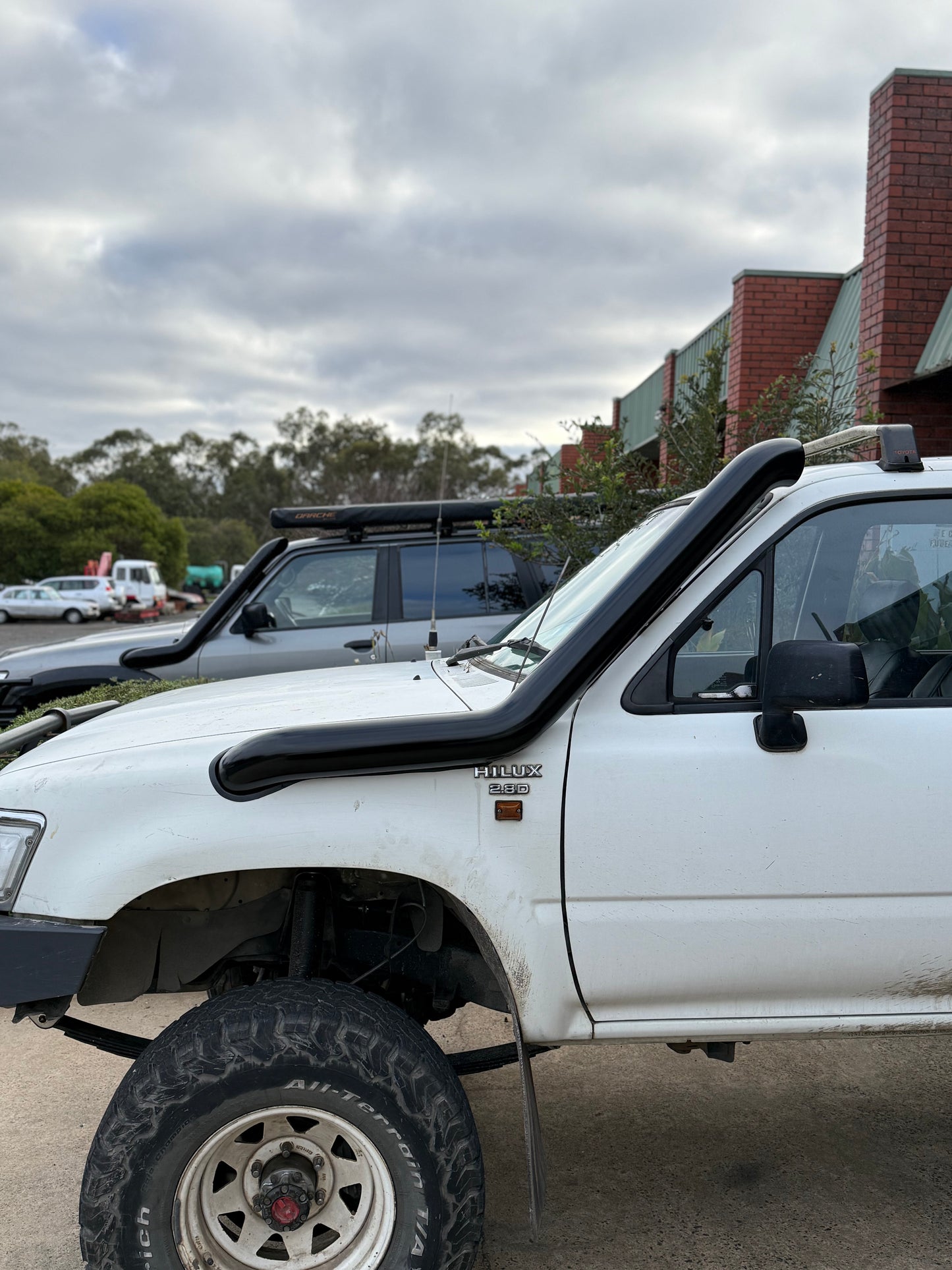 LN106 Toyota Hilux 4" Stainless Snorkel
